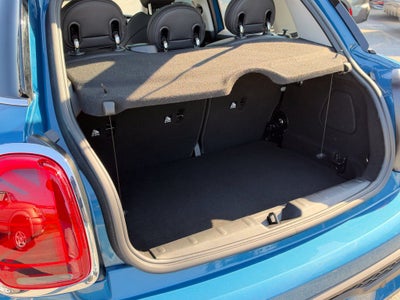 2024 MINI HARDTOP 4 DOOR Base