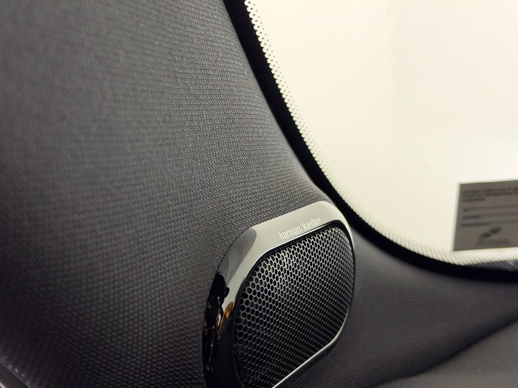 2024 MINI HARDTOP 4 DOOR Base