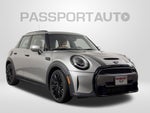 2024 MINI HARDTOP 4 DOOR Base