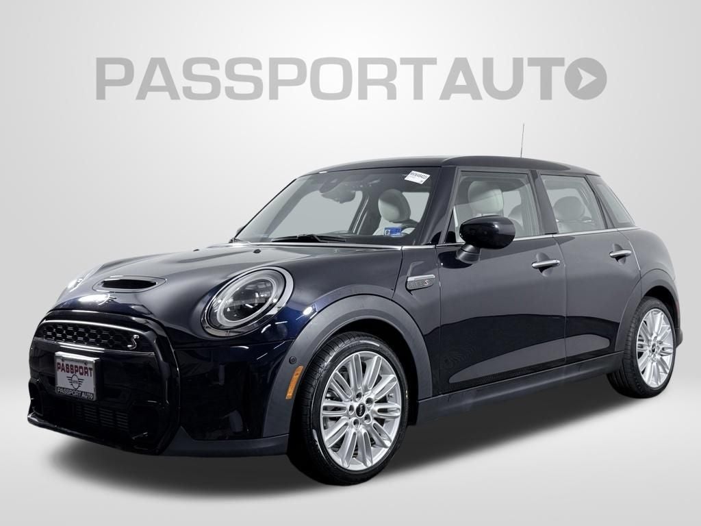 2024 MINI Hardtop 4 Door