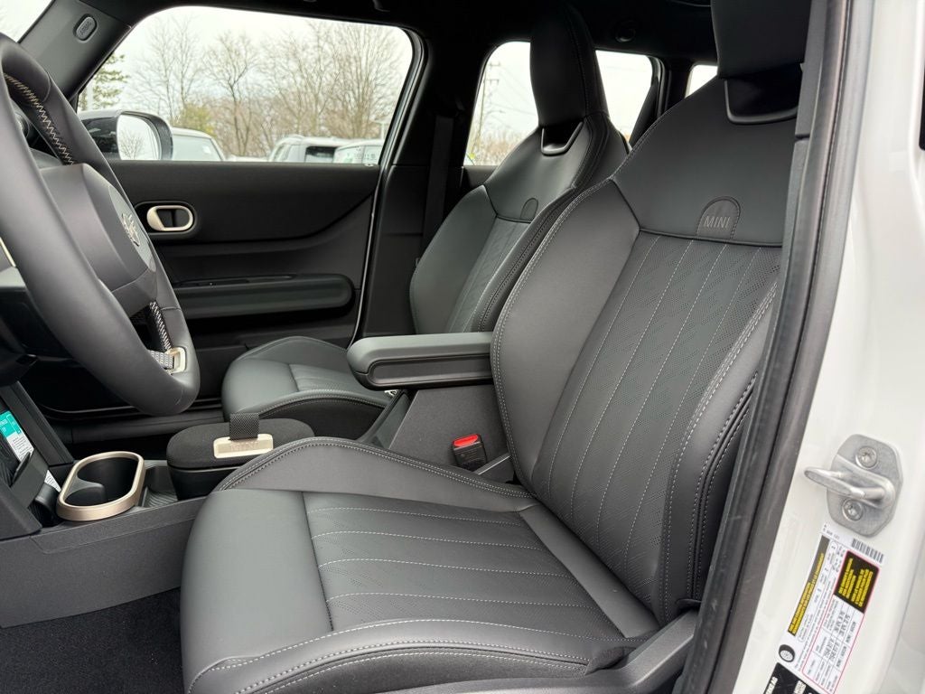 2026 MINI 4 DOOR ICONIC