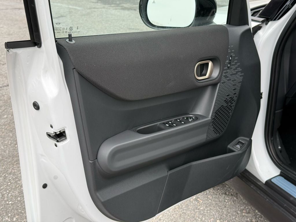 2026 MINI 4 DOOR ICONIC