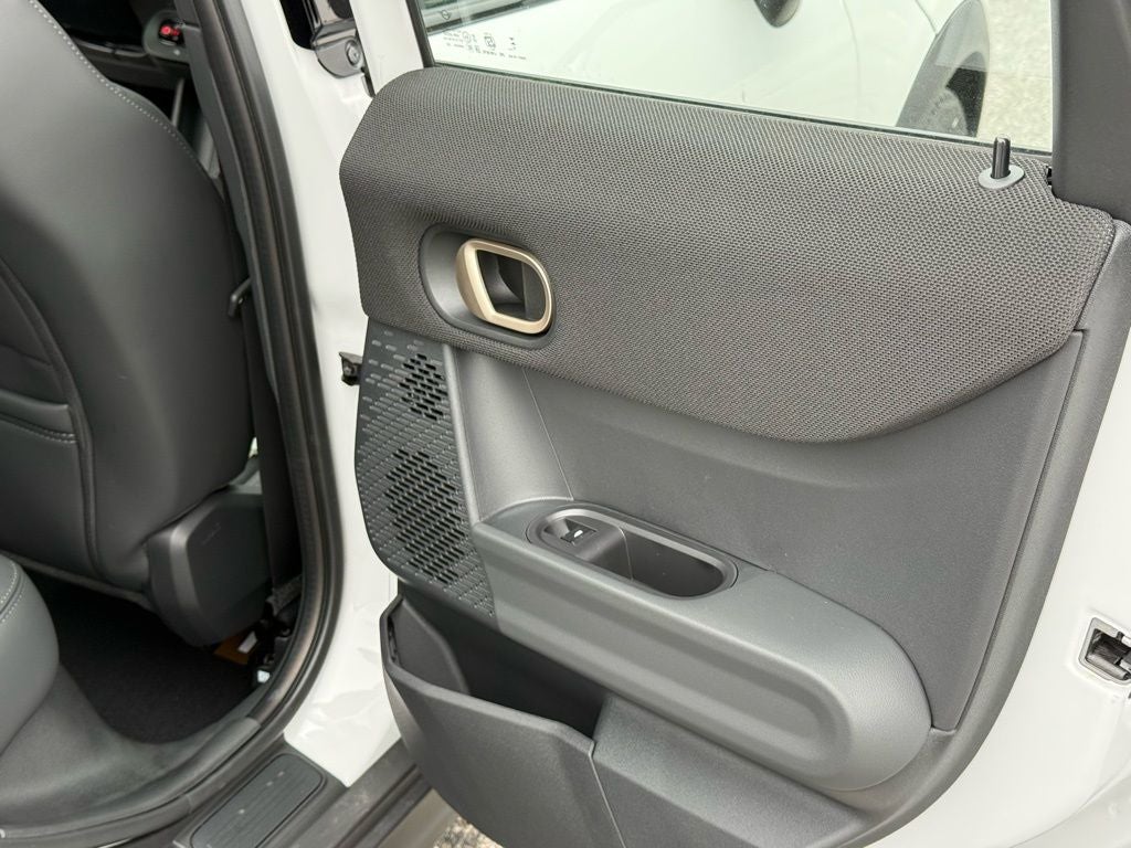 2026 MINI 4 DOOR ICONIC