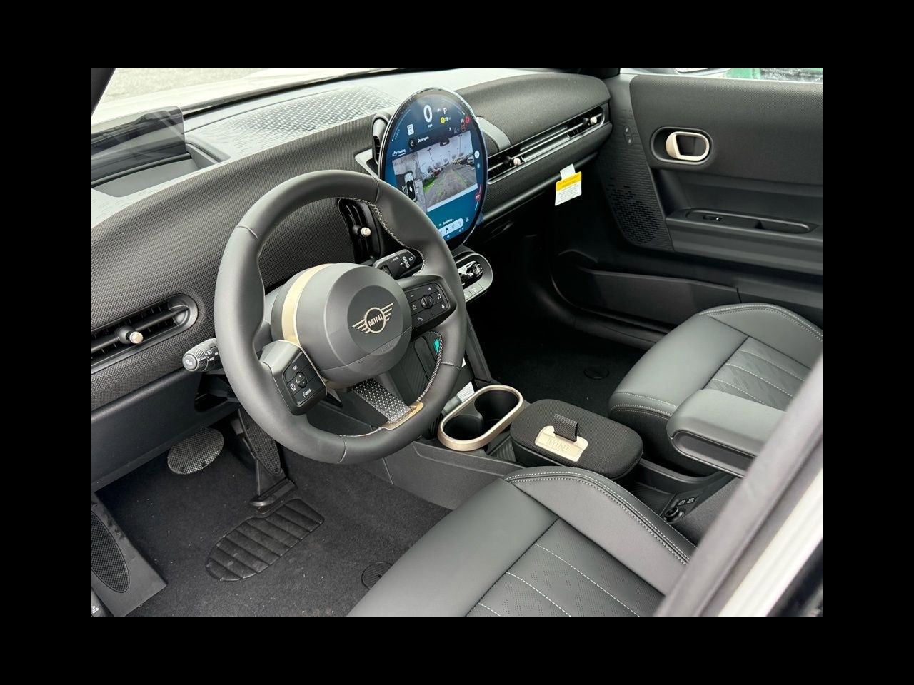 2026 MINI 4 DOOR ICONIC