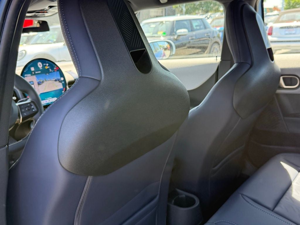 2026 MINI 4 Door Cooper S Iconic