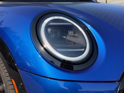 2025 MINI HARDTOP 4 DOOR Base