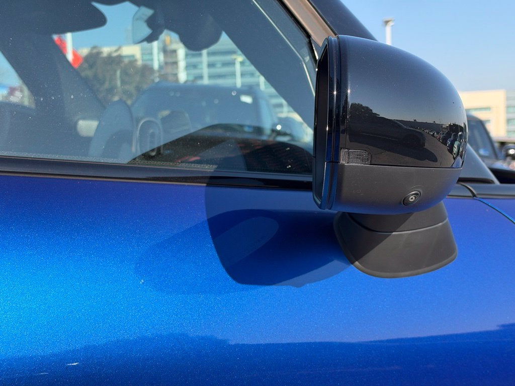 2025 MINI HARDTOP 4 DOOR Base