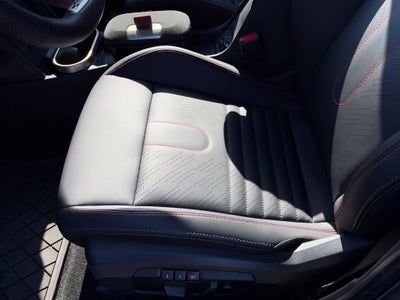 2025 MINI HARDTOP 4 DOOR Base