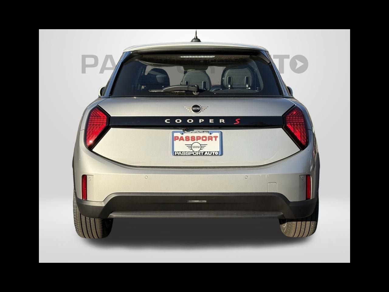 2026 MINI 4 DOOR ICONIC