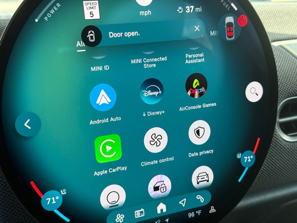 2027 MINI Cooper S Signature Plus 4 Door