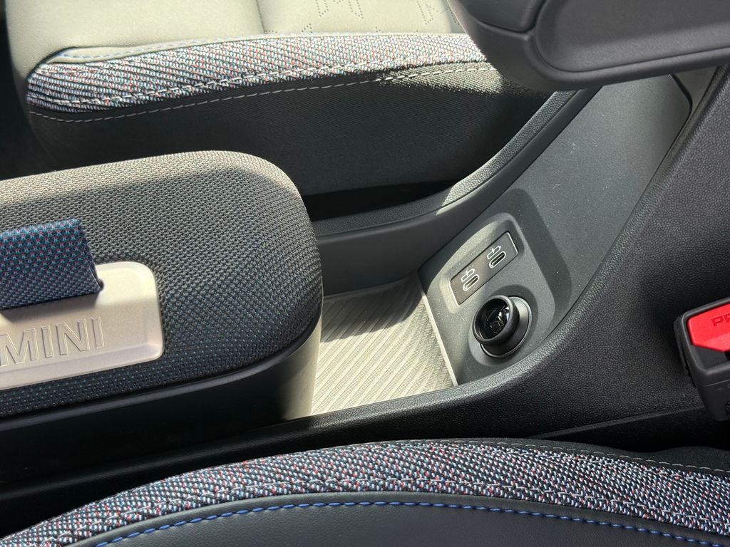 2027 MINI Cooper S Signature Plus 4 Door
