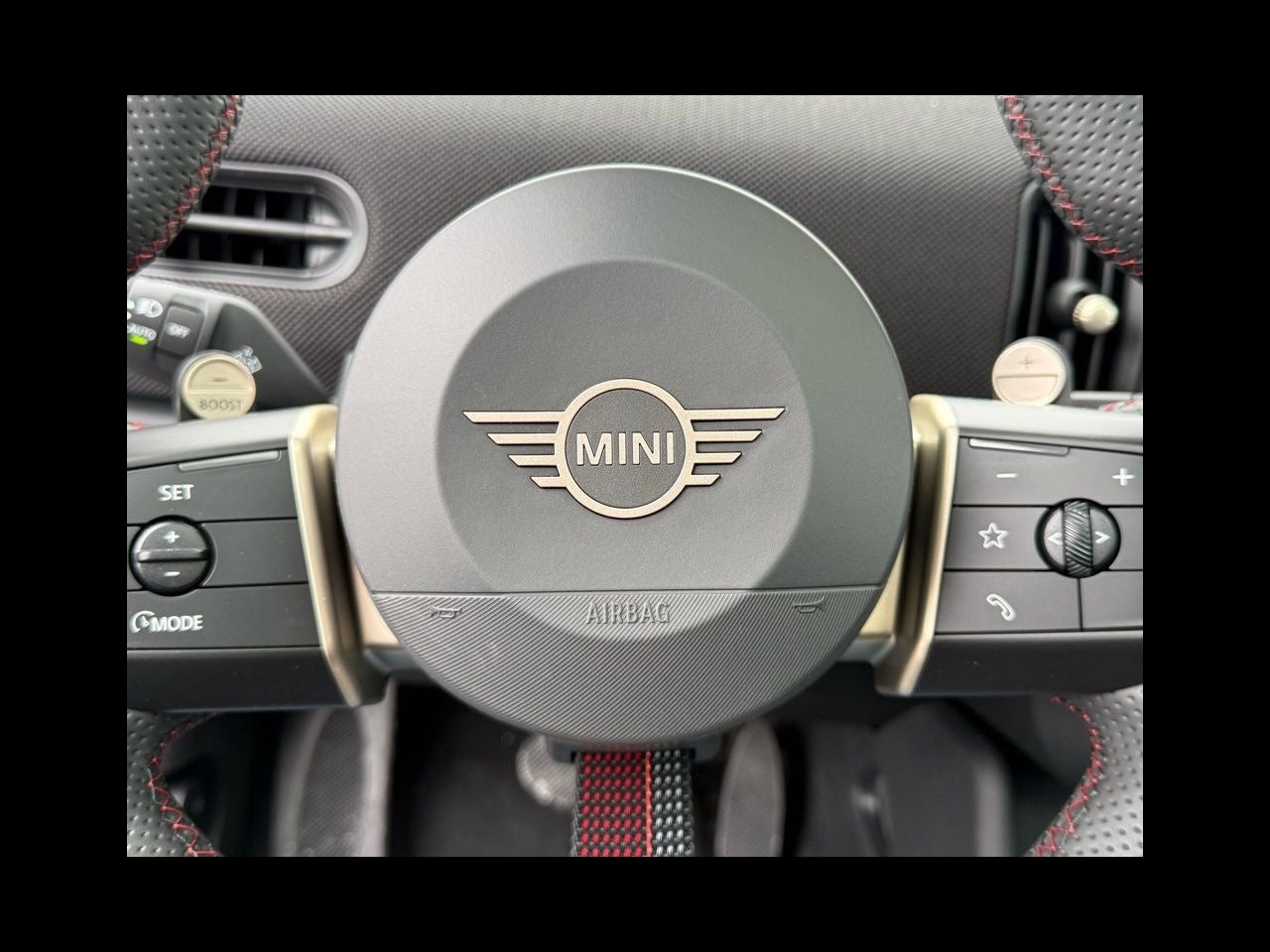 2026 MINI 4 DOOR ICONIC