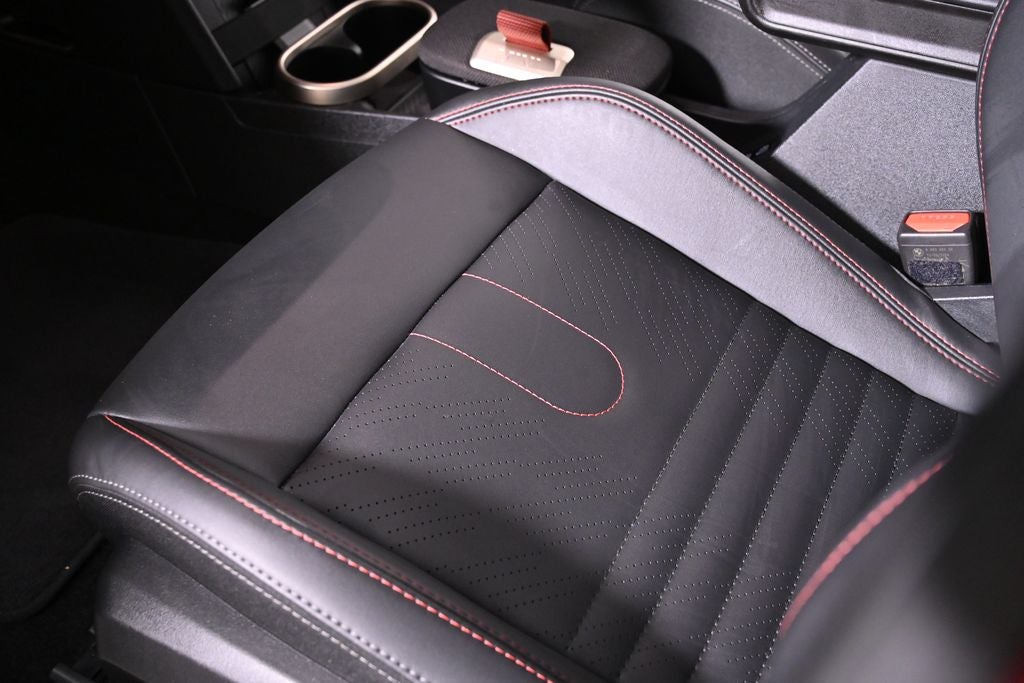 2025 MINI 4 Door Cooper S Iconic JCW Style