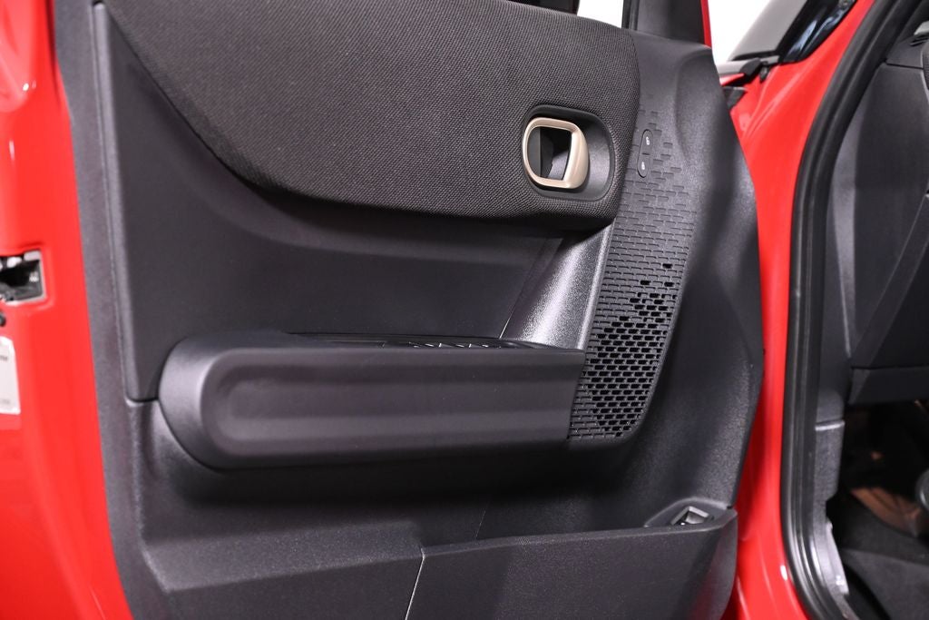 2025 MINI 4 Door Cooper S Iconic JCW Style