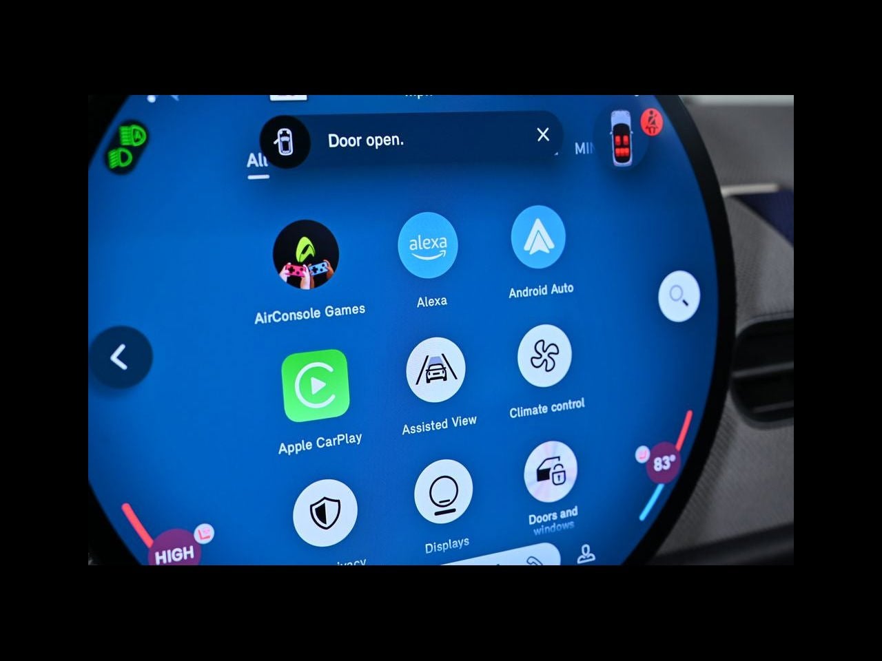 2026 MINI 4 DOOR ICONIC