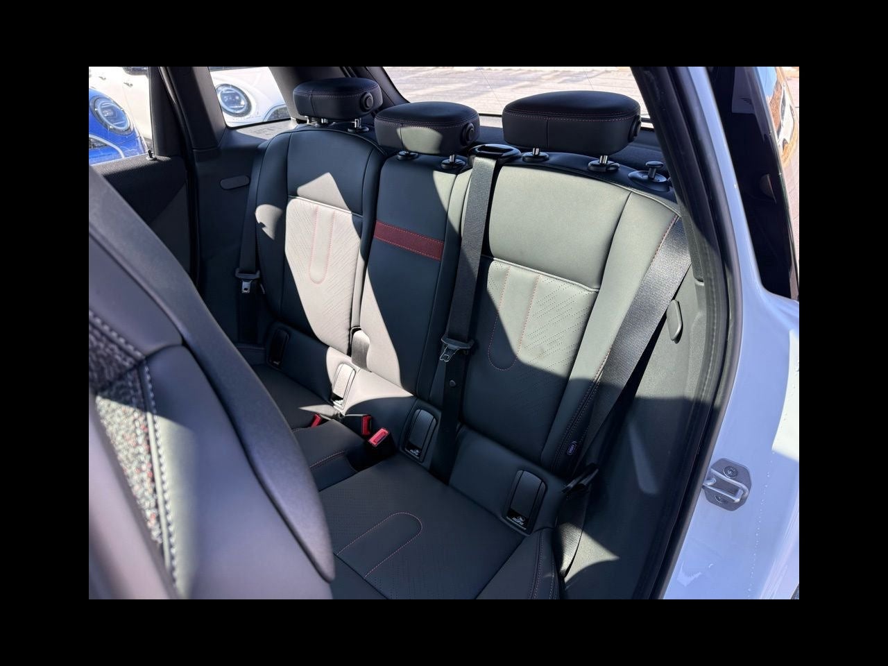 2026 MINI 4 DOOR ICONIC