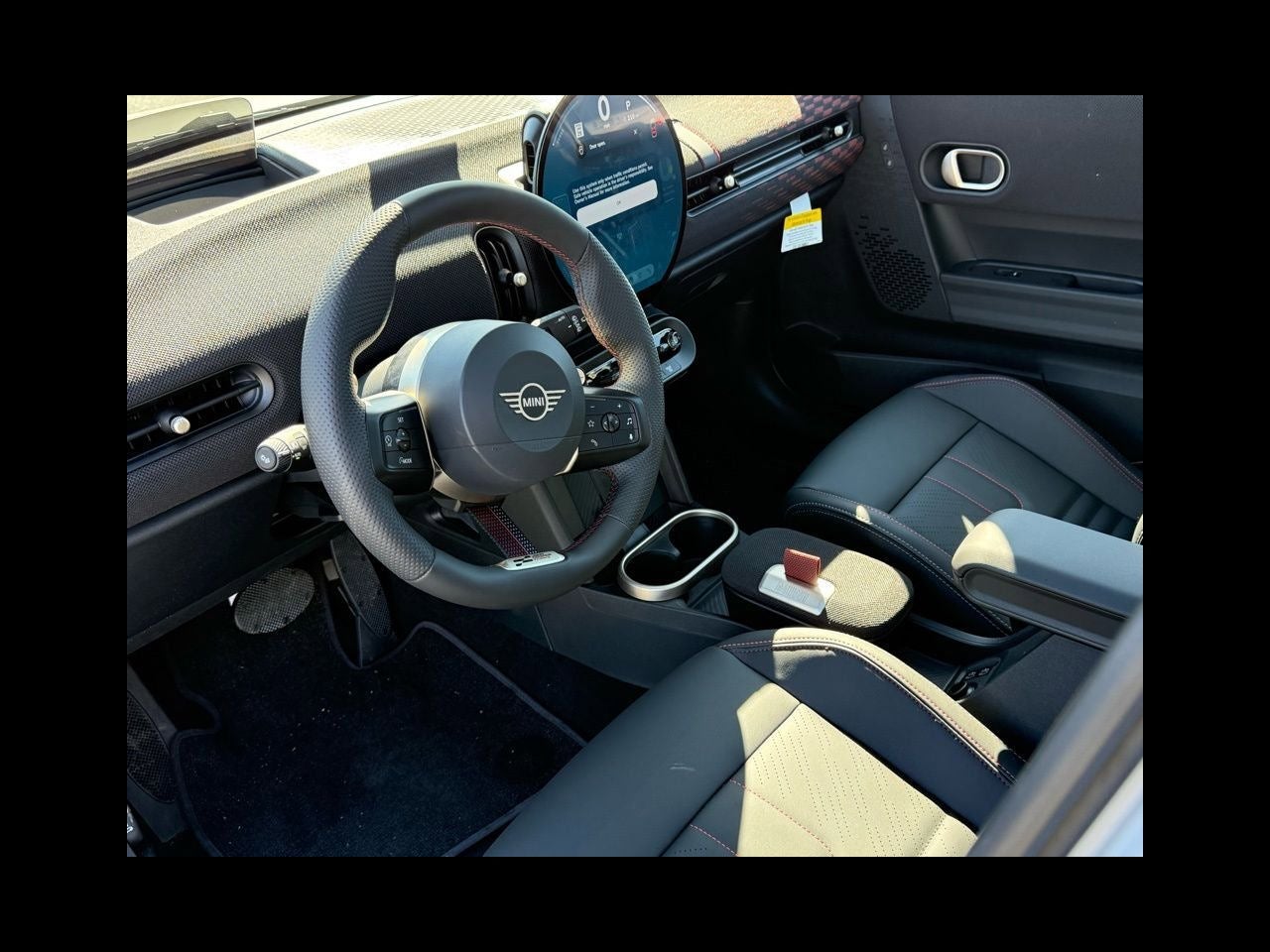 2026 MINI 4 DOOR ICONIC