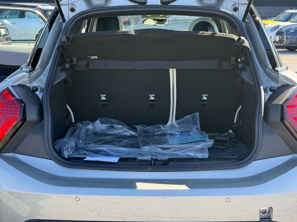 2026 MINI 4 DOOR ICONIC