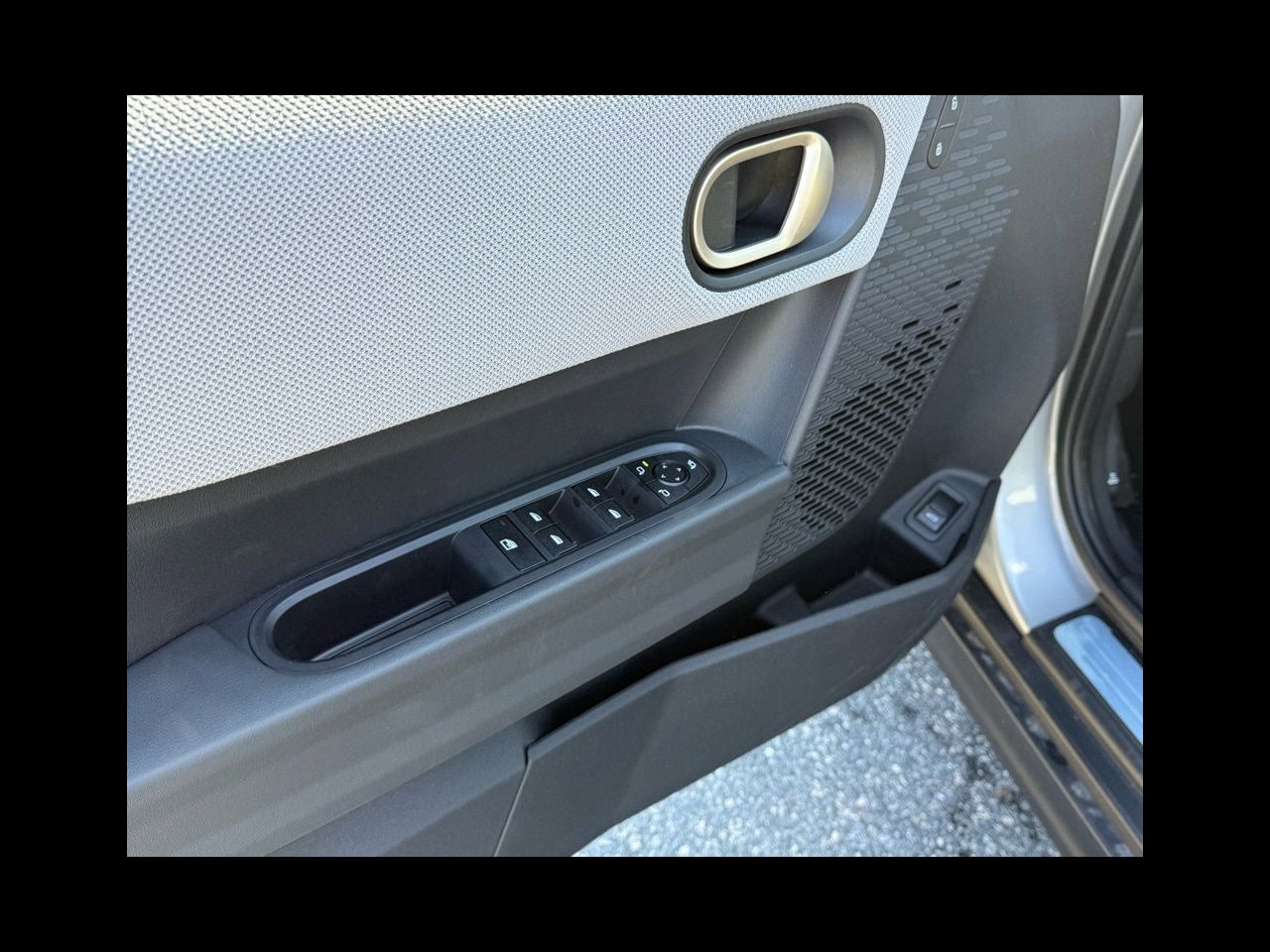 2026 MINI 4 DOOR ICONIC