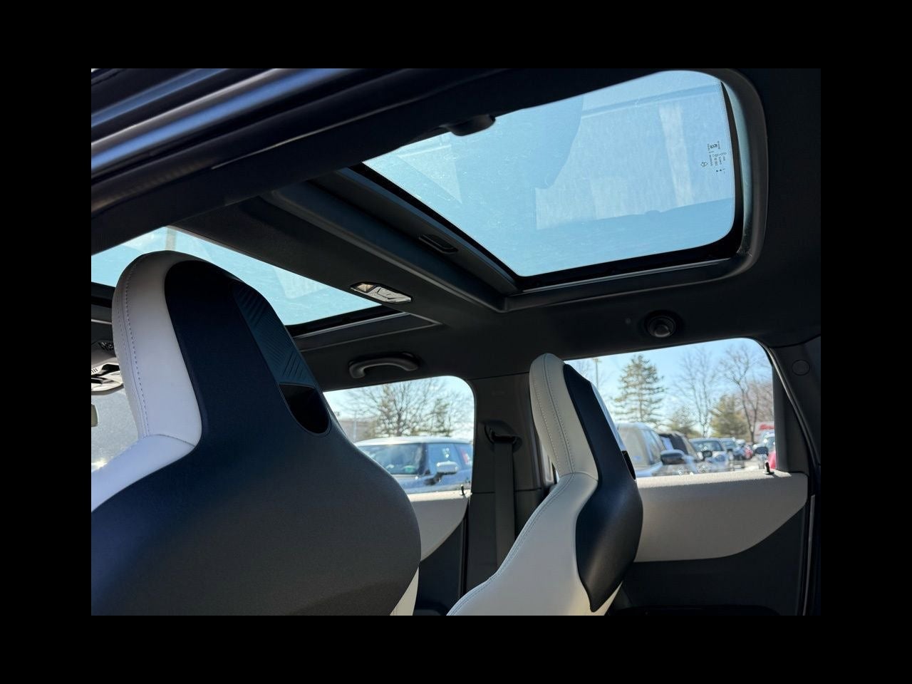 2026 MINI 4 DOOR ICONIC