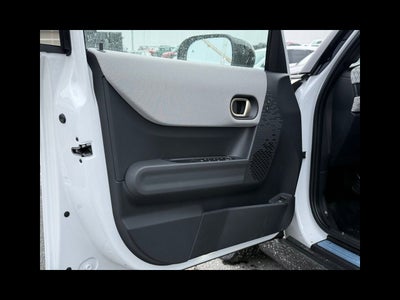 2026 MINI 4 DOOR ICONIC