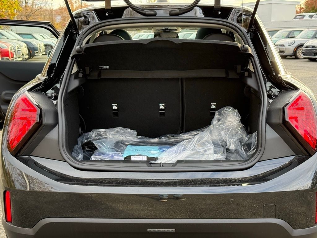 2026 MINI 4 DOOR SIGNATURE PLUS