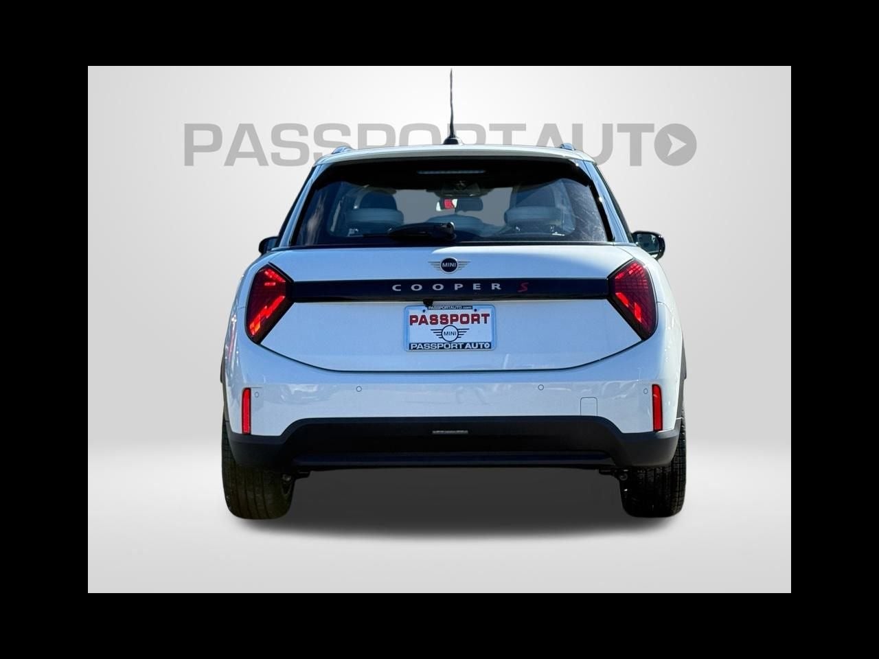 2026 MINI 4 DOOR ICONIC