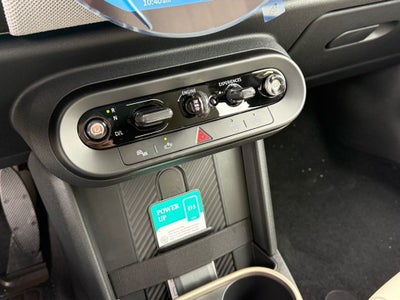 2026 MINI 4 DOOR ICONIC