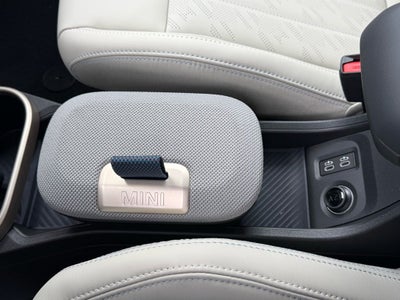 2026 MINI 4 DOOR ICONIC