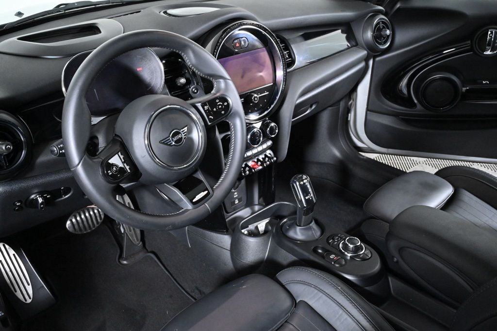 2023 MINI John Cooper Works Base