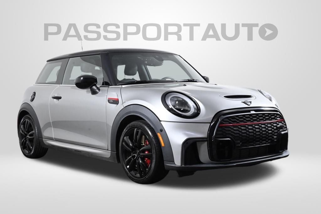 2023 MINI John Cooper Works Base