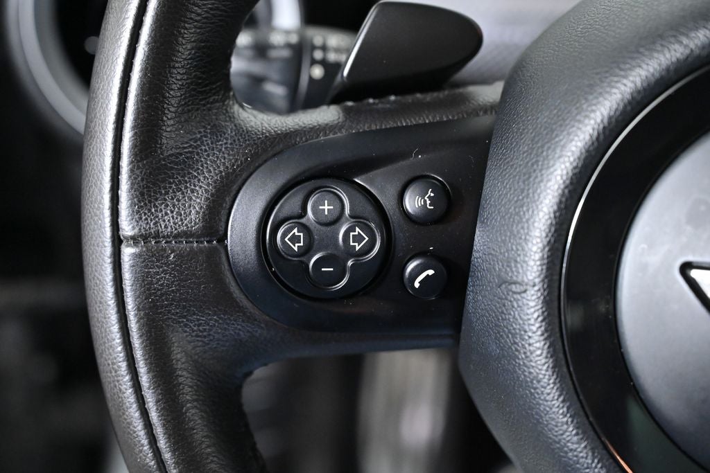 2011 MINI Hardtop 2 Door Cooper S