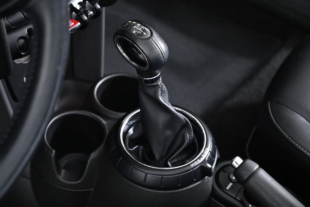 2017 MINI Cooper Cooper