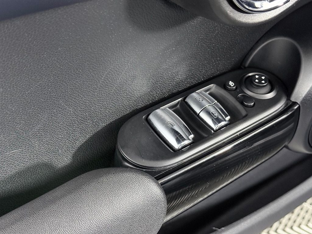 2021 MINI Cooper S Base