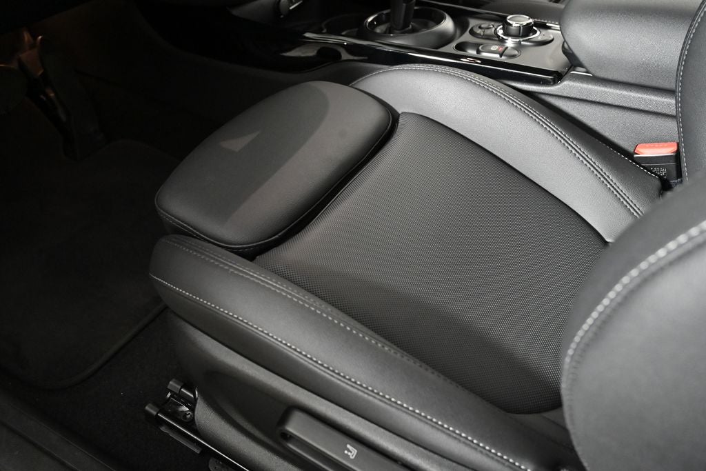 2024 MINI Cooper S Clubman Base