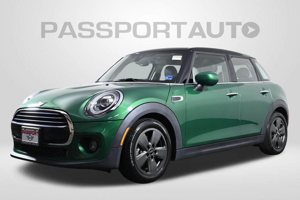 2021 MINI Hardtop Cooper's photo