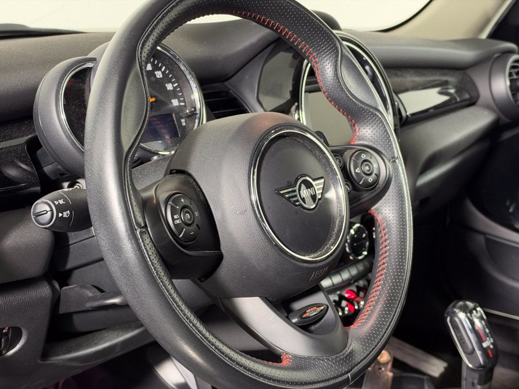 2020 MINI HARDTOP 4 DOOR Base