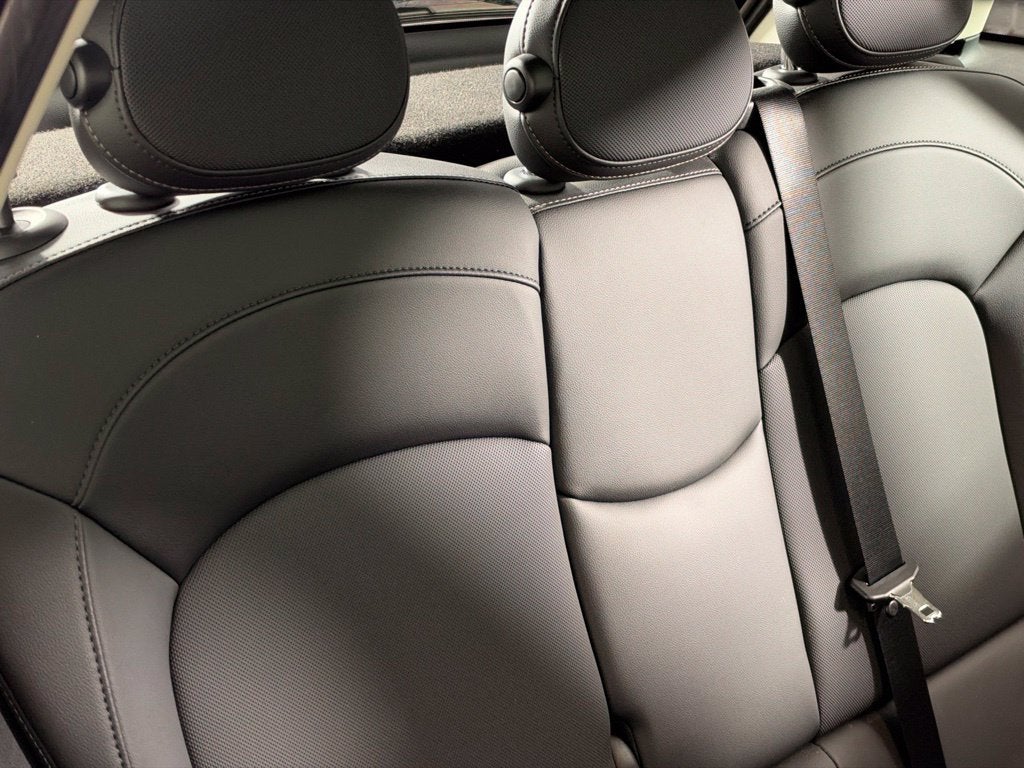 2020 MINI HARDTOP 4 DOOR Base