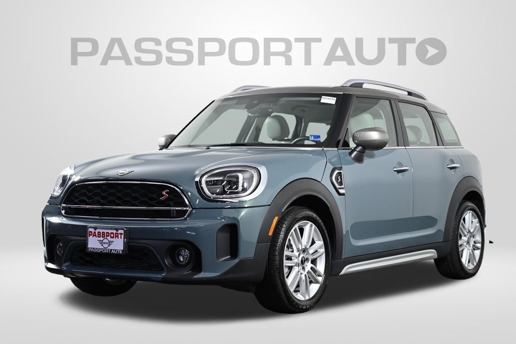2024 MINI Countryman Cooper S's photo