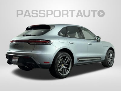 2025 Porsche Macan Base