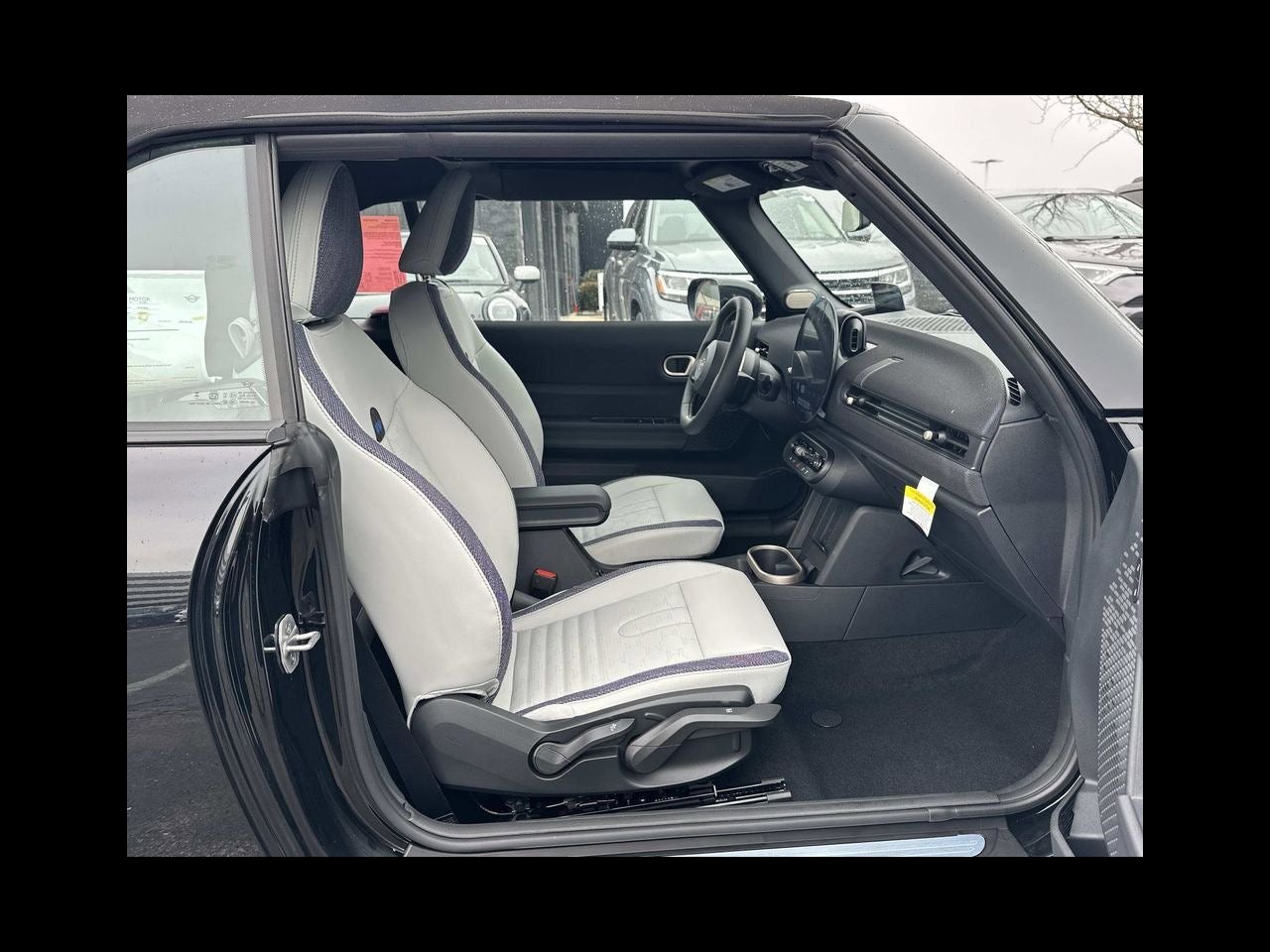 2026 MINI CONVERTIBLE SIGNATURE PLUS