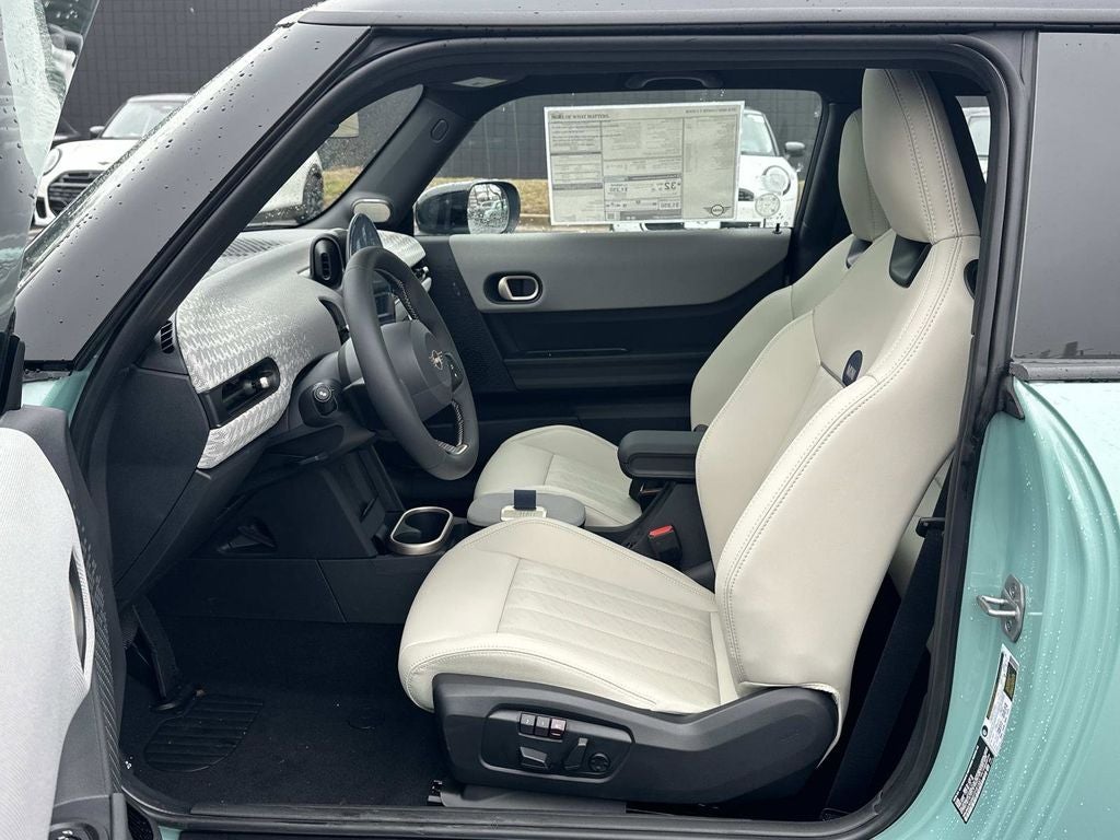 2026 MINI 2 DOOR SIGNATURE PLUS