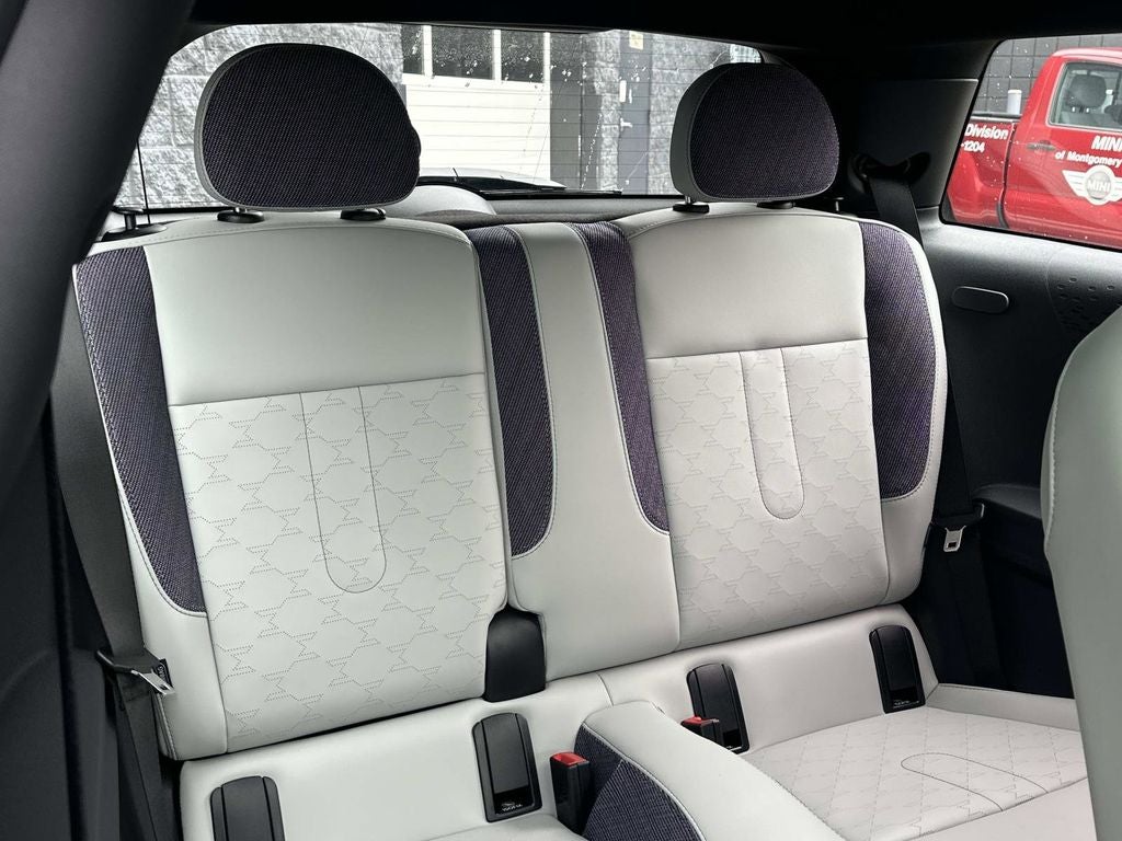 2026 MINI 2 DOOR SIGNATURE PLUS