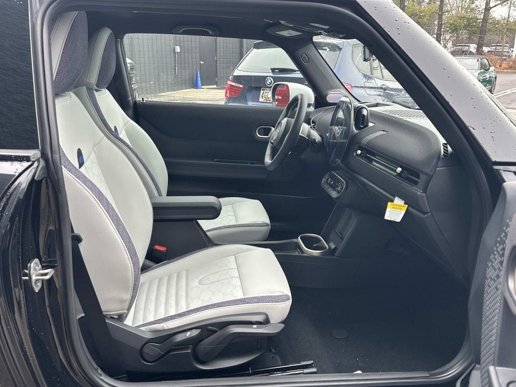 2026 MINI 2 DOOR SIGNATURE PLUS