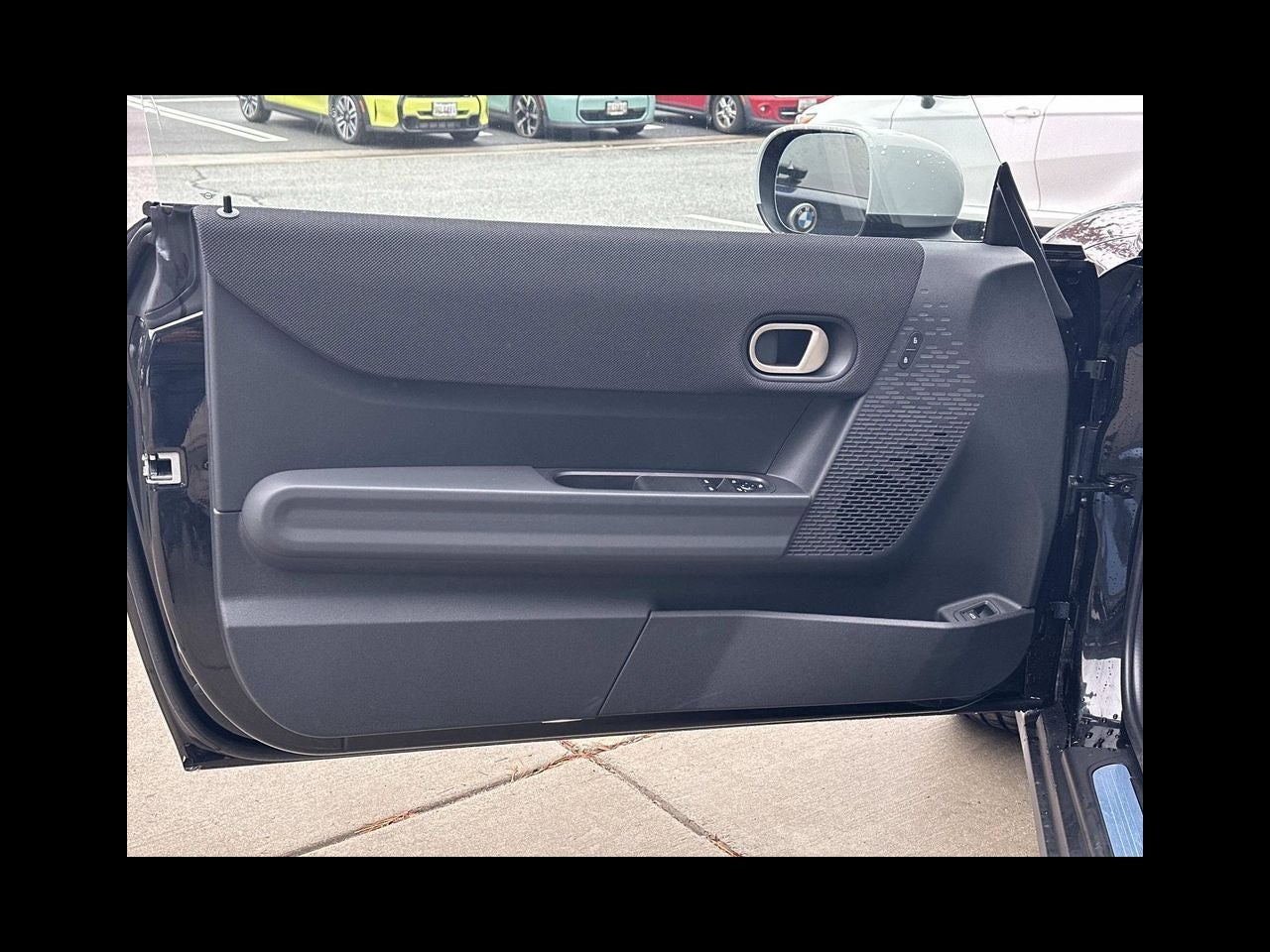 2026 MINI 2 DOOR SIGNATURE PLUS