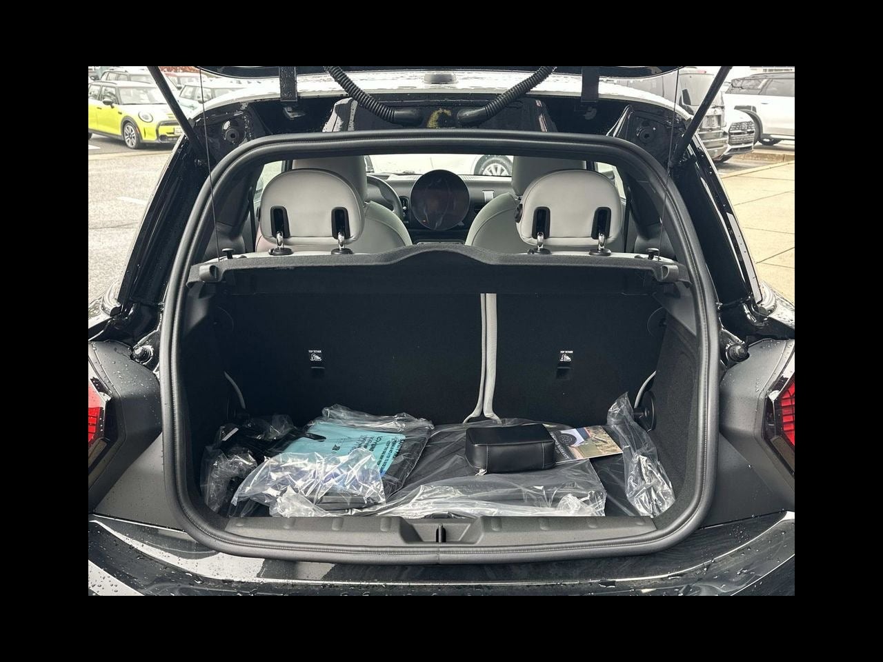 2026 MINI 2 DOOR SIGNATURE PLUS