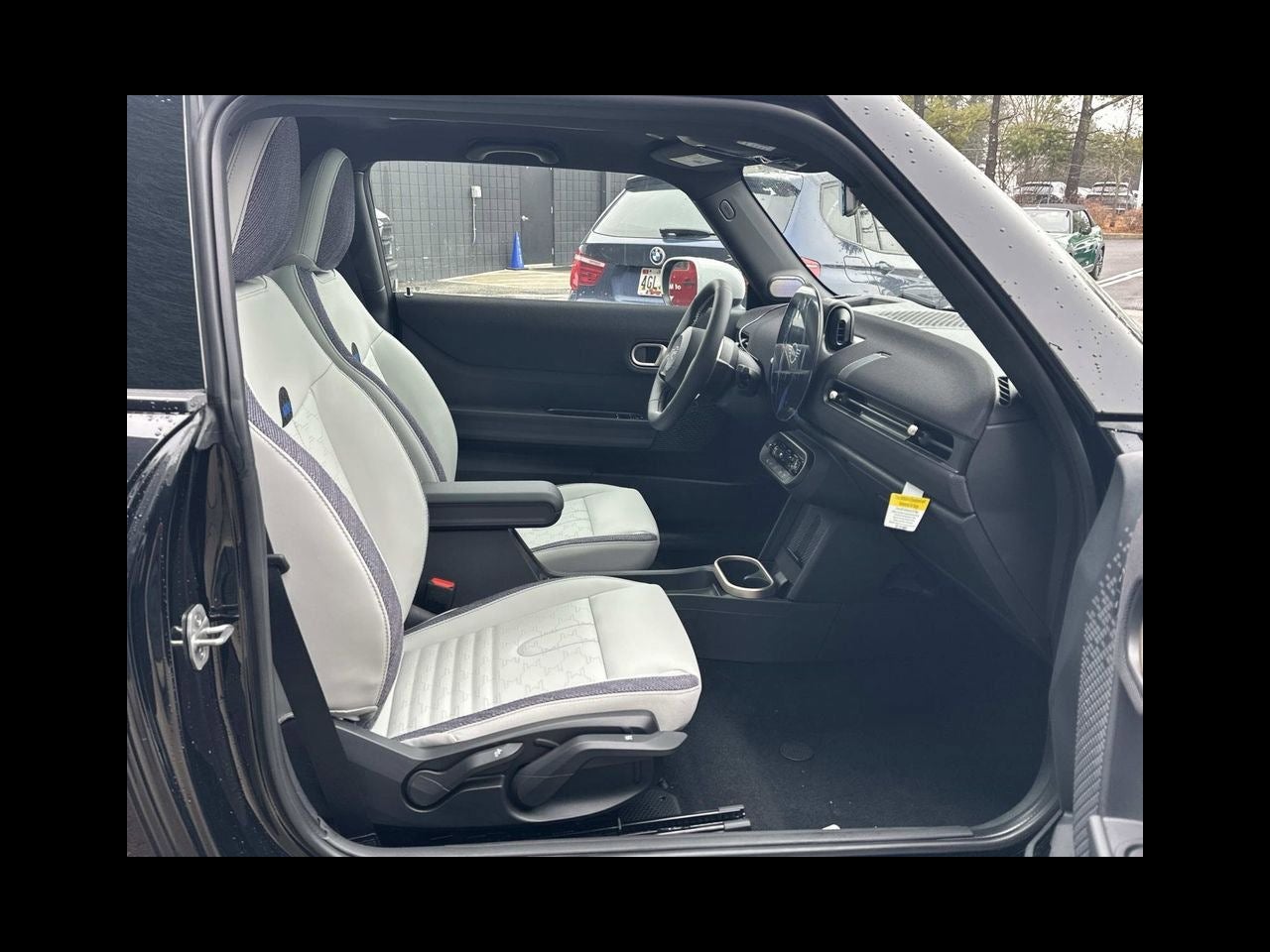 2026 MINI 2 DOOR SIGNATURE PLUS