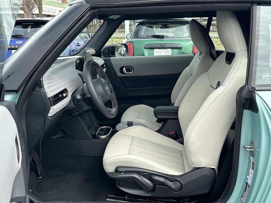 2026 MINI CONVERTIBLE ICONIC