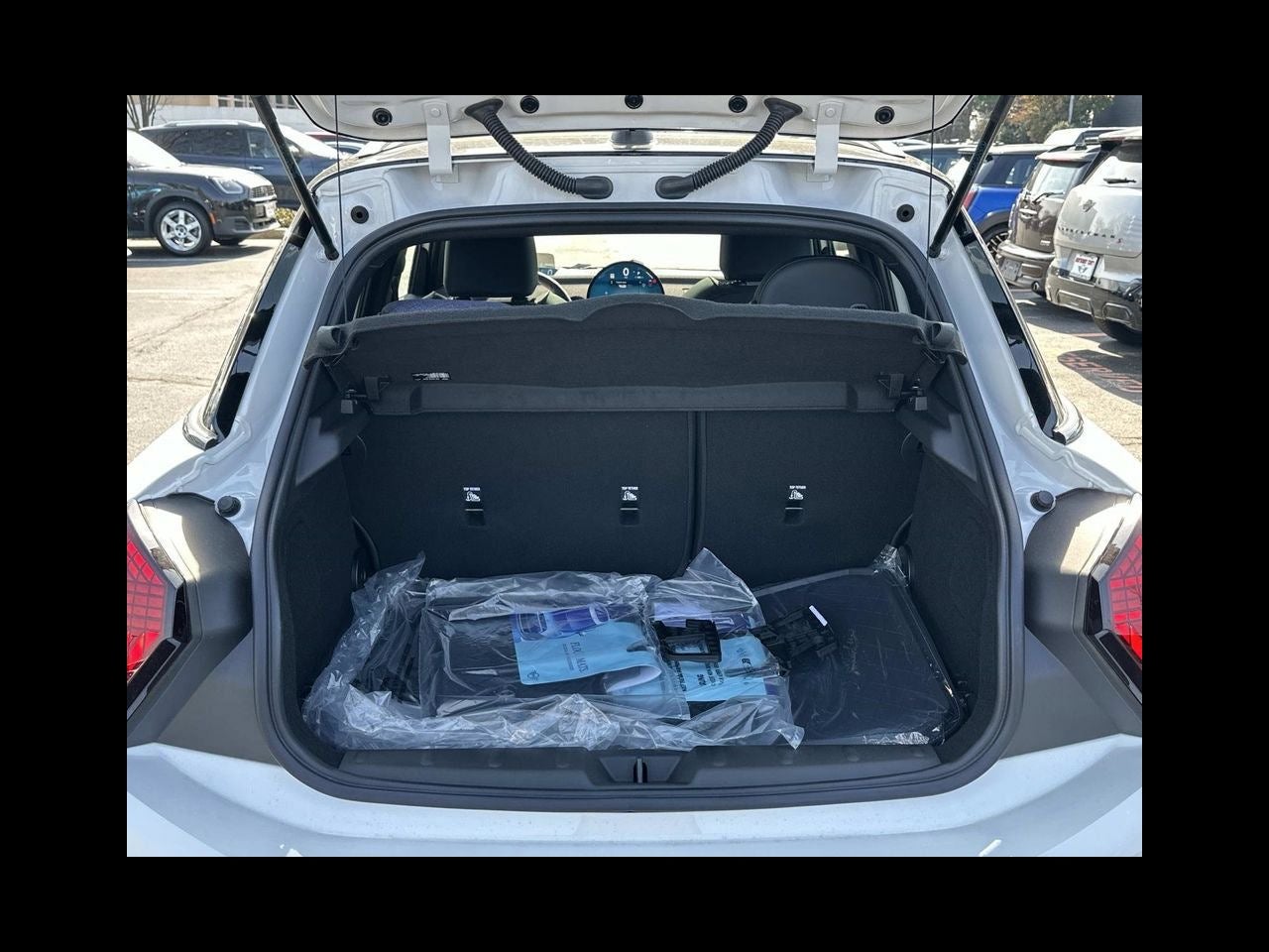 2026 MINI 4 DOOR SIGNATURE PLUS