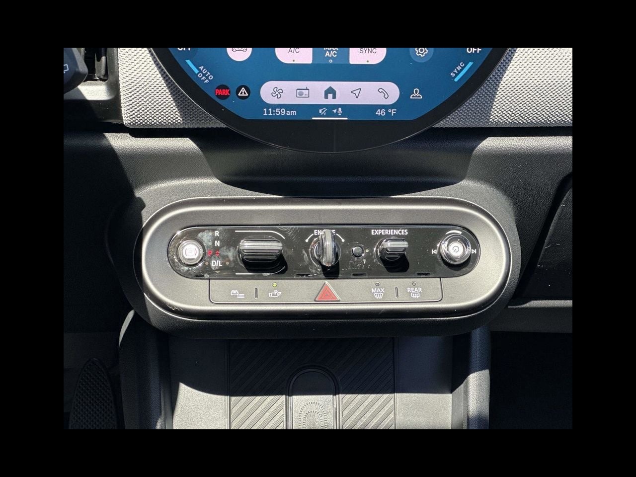 2026 MINI 4 DOOR ICONIC